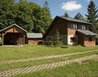 parkovaci-stani-pred-chatou-5a93- - Tesák