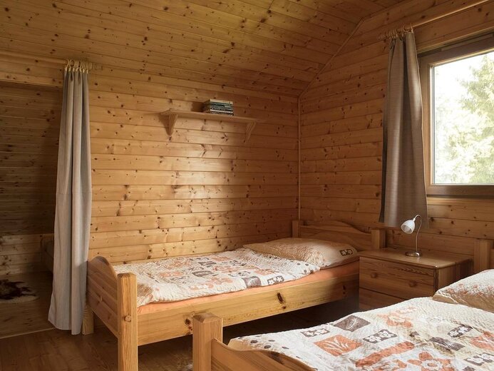 pokoj-2-d069- - Tesák