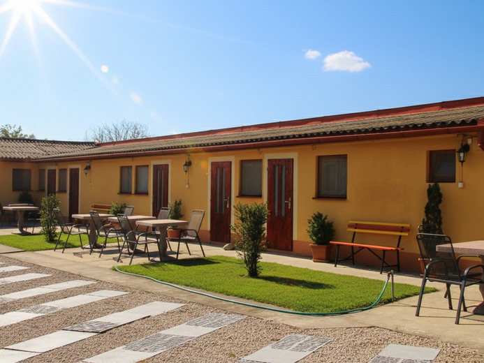 R283 - Termály Velký Meder