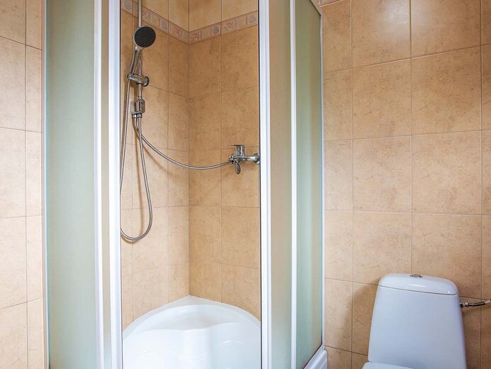 koupelna-se-sprchovym-koutem-4d07-f0b7-1211387 - Kvaslice