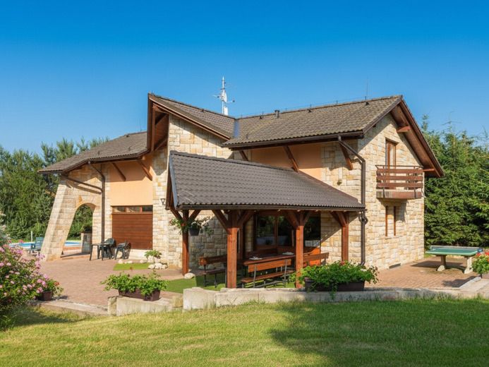 V550d - Bílá Třemešná