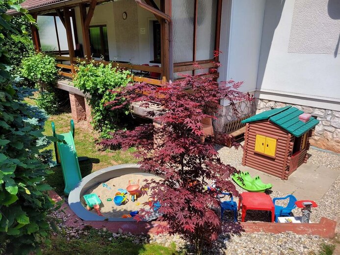 detsky-koutek-piskoviste--085d-401c-803553 - U hradu Pecka