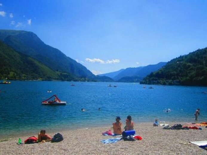 Lago di Ledro                  Itálie - Lago di Ledro-Pieve di Ledro