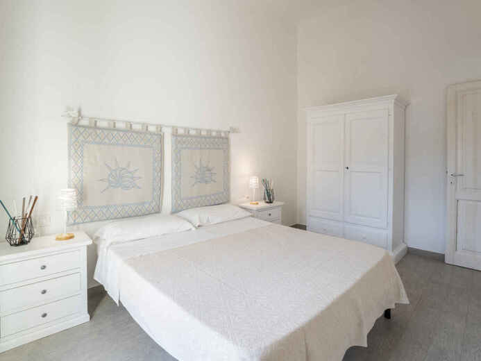 2410205 - Sardinie-Badesi