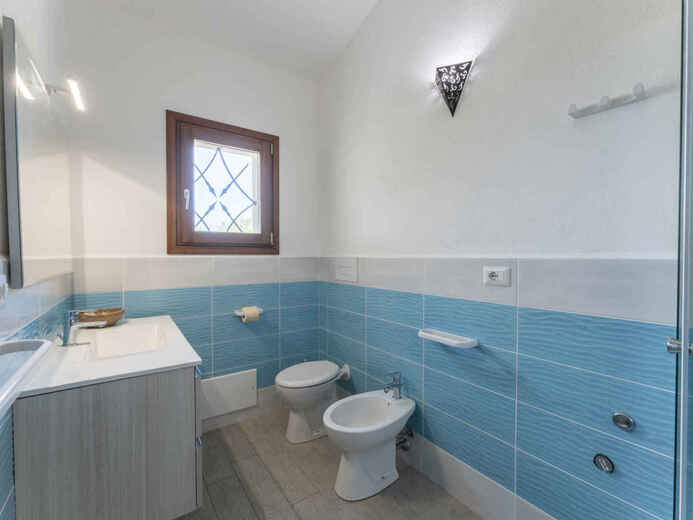 2410208 - Sardinie-Badesi