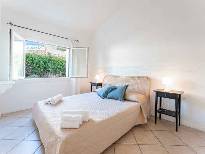 2545634 - Sardinie-Arzachena